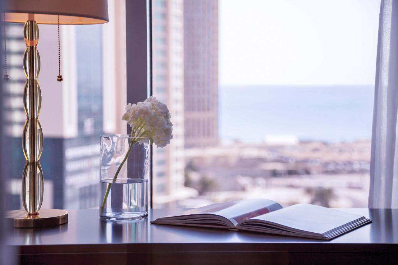 Deluxe King Room（Free upgrade to Deluxe Sea View King Room ）